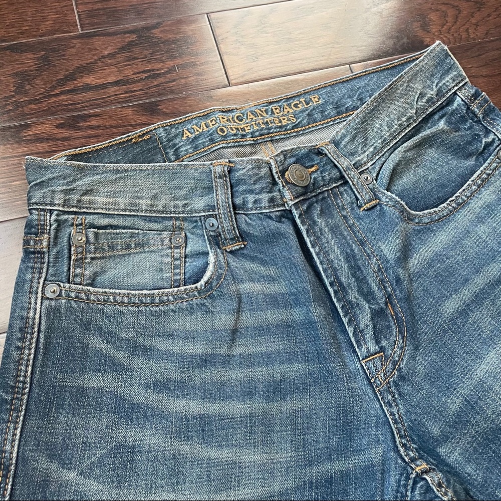 28/30 slim straight jeans AEO